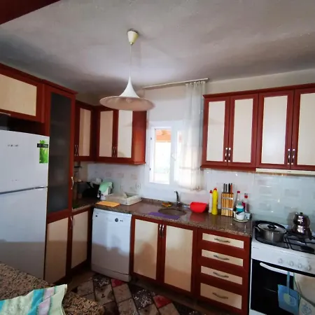 Alaçatı macrocentır arkası Villa